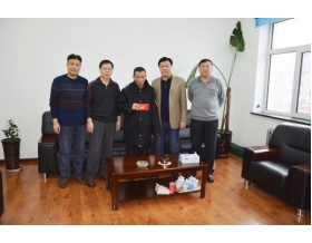 標(biāo)題：海拉爾試驗(yàn)站為困難職工發(fā)放國機(jī)愛心基金
瀏覽次數(shù)：3534
發(fā)表時(shí)間：2017-01-26