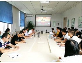 標(biāo)題：第一黨支部召開“兩學(xué)一做”學(xué)習(xí)教育常態(tài)化制度化專題組織生活會
瀏覽次數(shù)：3418
發(fā)表時(shí)間：2017-06-30