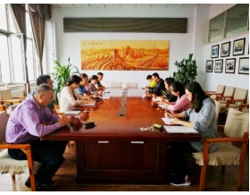 標(biāo)題：第三黨支部學(xué)習(xí)貫徹習(xí)近平總書(shū)記“7.26”重要講話(huà)精神
瀏覽次數(shù)：3606
發(fā)表時(shí)間：2017-09-19
