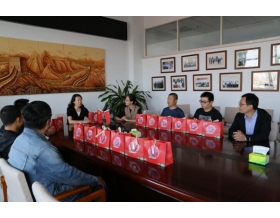 標題：聽心聲、送祝福 呼和浩特分院工會開展中秋國慶慰問活動
瀏覽次數(shù)：1141
發(fā)表時間：2021-09-29